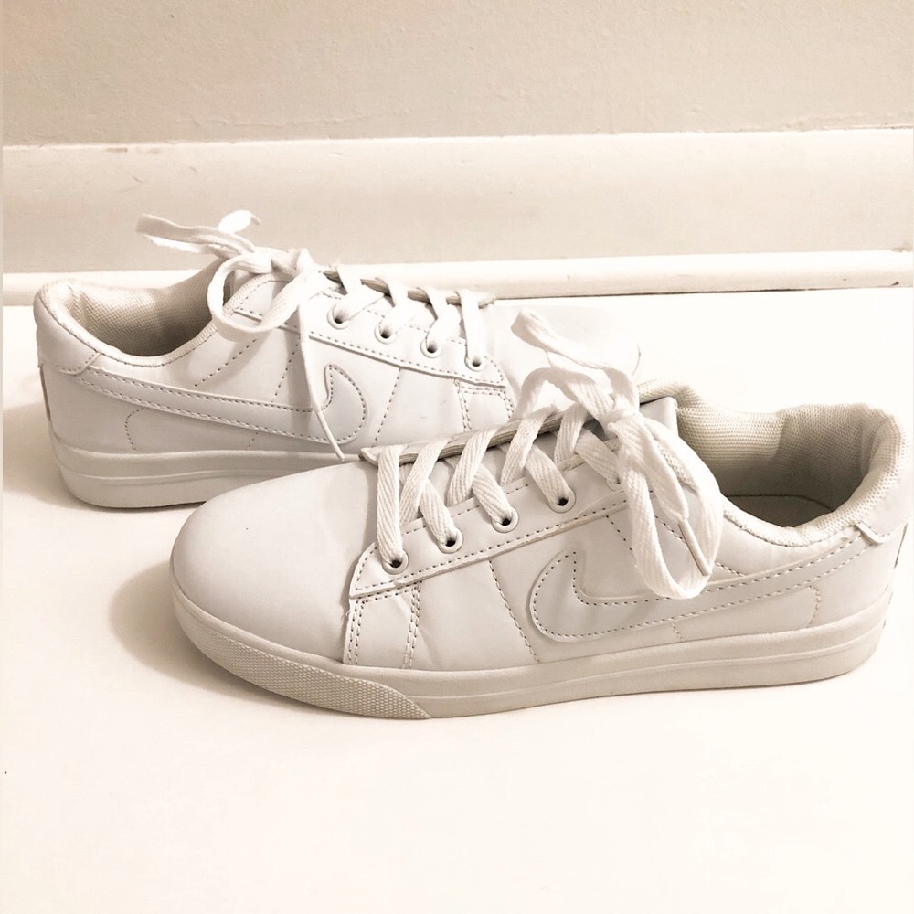 Nike Women’s White Sneakers Flat Sole - Size 7.5
